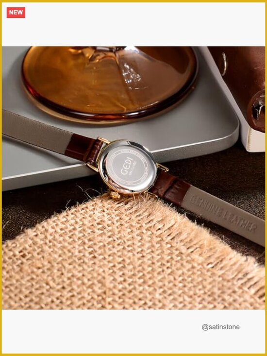 Elegant Retro Women\'s Watch with Leather Strap Diamond Oval Face Casual